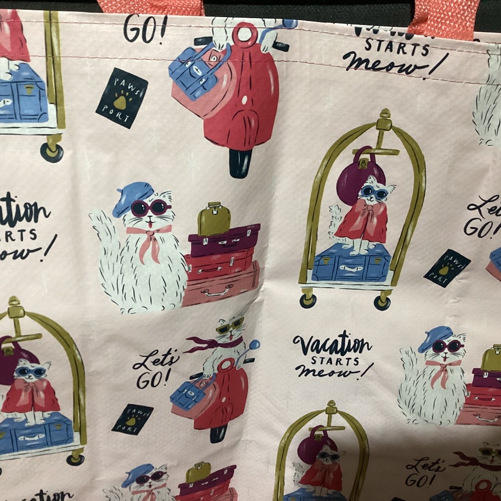 New Reusable Tote Bag - cats ready for vacation
